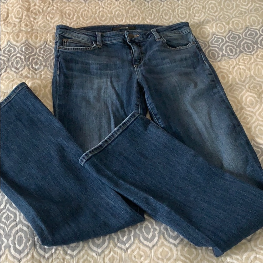 Joe’s flare leg Jean